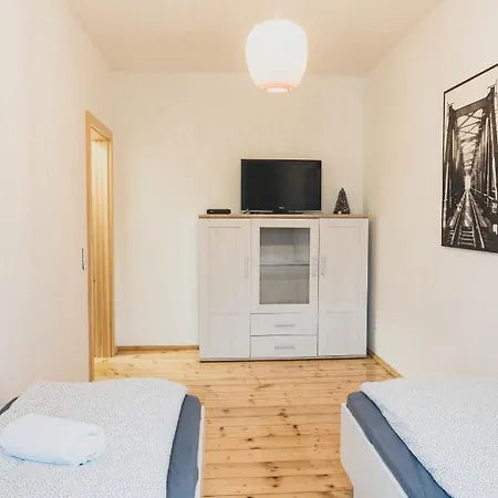Shineapart 4 Apartment